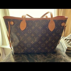 Louis Vuitton Neverfull Monogram Classic PM